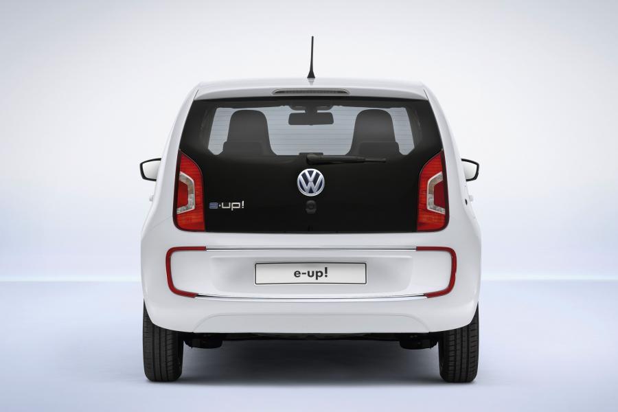  Volkswagen e-up! 2013 года  (фото 11 из 45)